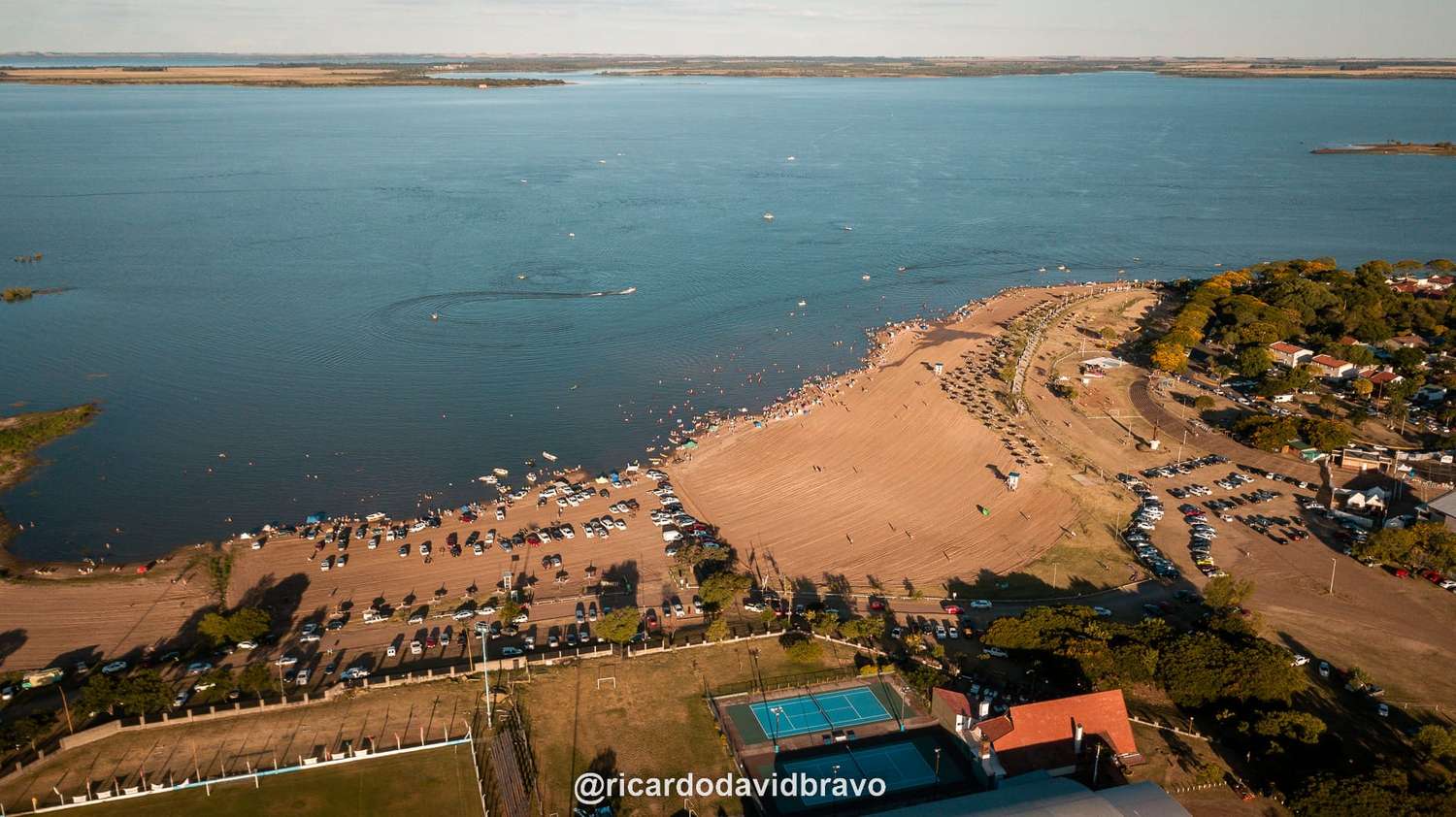 La costa del Uruguay se posicionó entre las de mayor movimiento turístico en el inicio de enero