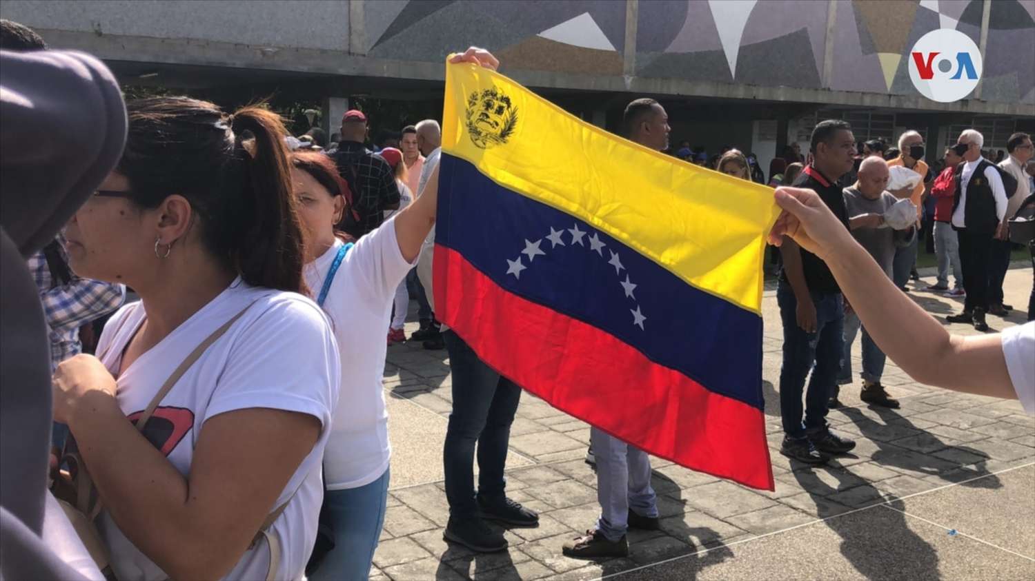 Se acelera inflación en Venezuela alerta un ente independiente