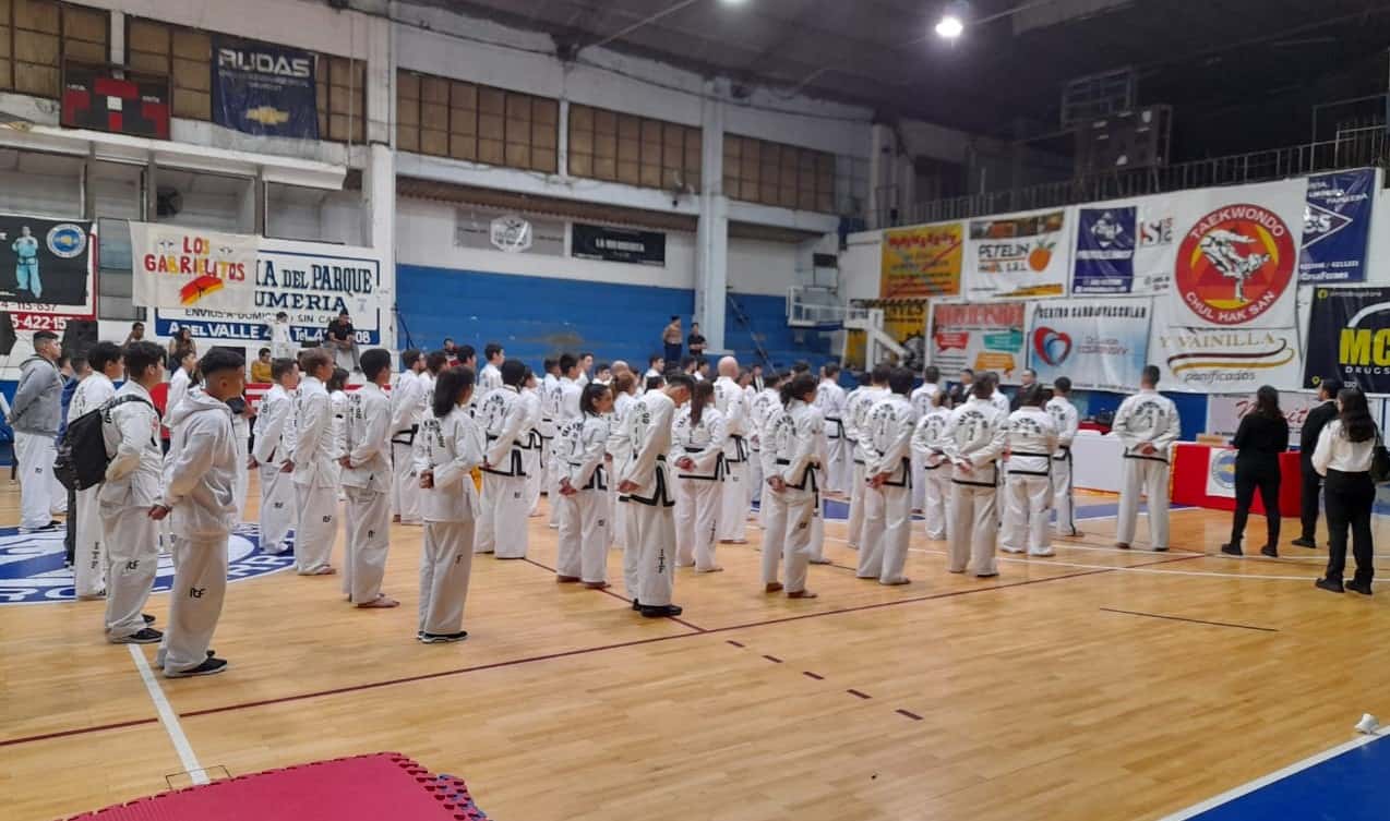 Buena performance de los alumnos de la Escuela de Taekwondo Chul Hak San