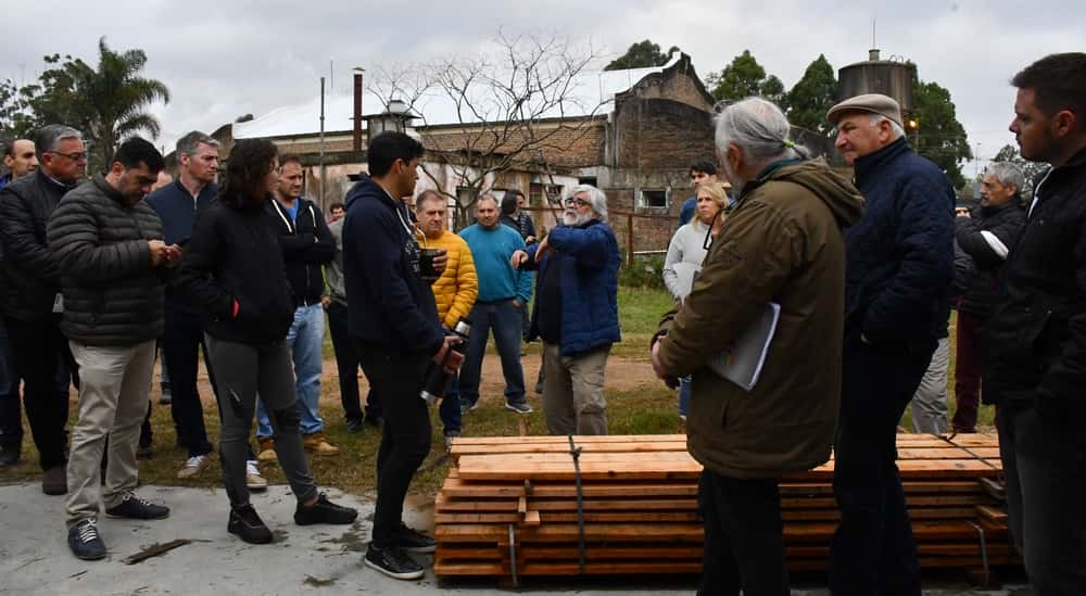 La Asociación Forestal Argentina se interiorizó del avance de las casas de madera