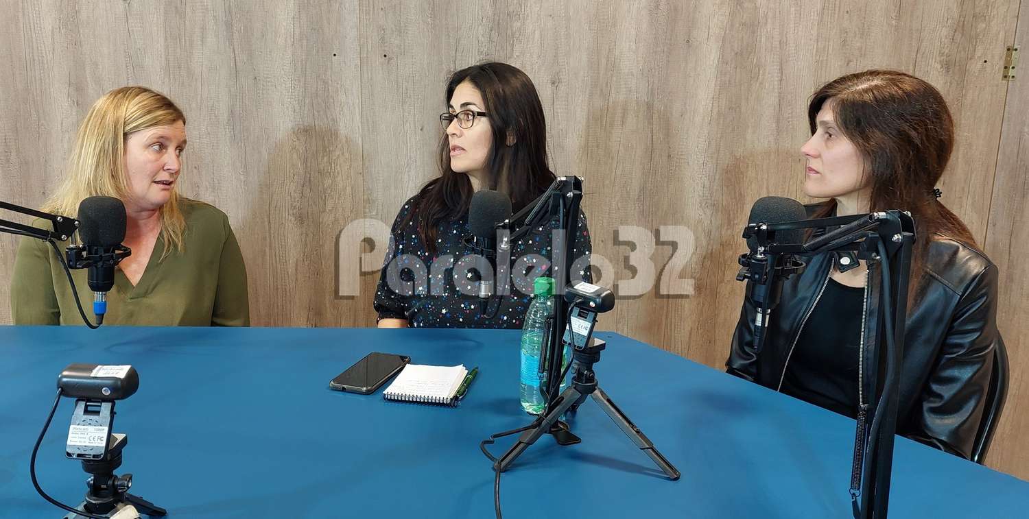 Lucía Frickel y Roxana Haberkorn con Jorgelina Torres en Flop TV septiembre 2023 Crespo