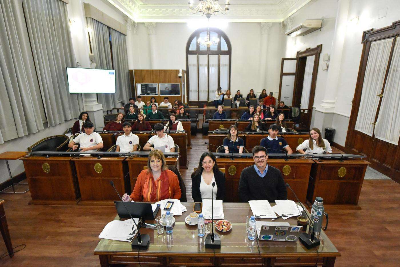 Estudiantes de Gualeguaychú y Nogoyá participaron de las instancias departamentales del Senado Juvenil
