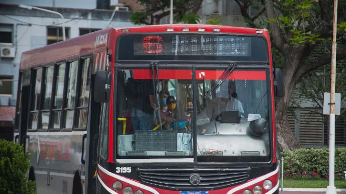 Buses Paraná reduce servicios ante falta de medidas urgentes