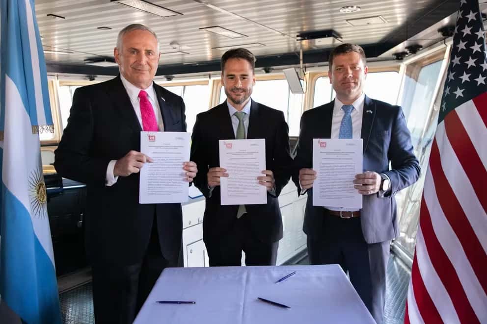 Estados Unidos firmó un acuerdo de colaboración con Argentina por la Hidrovía del Paraná