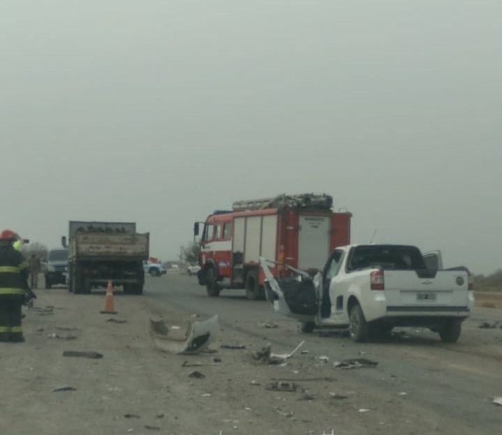 Accidente de tránsito en la Ruta 32 deja a dos hombres atrapados en su ...