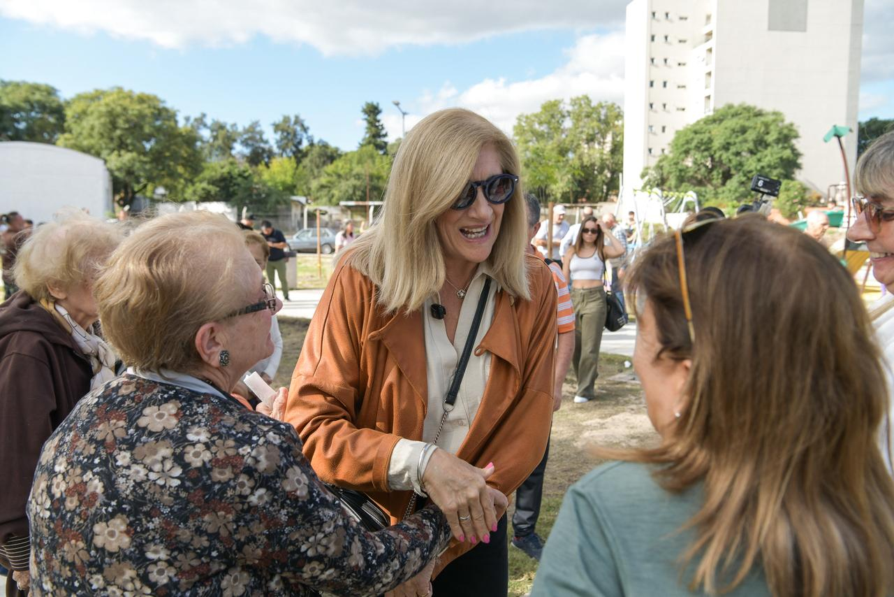 Intendentes de todo el país marchan a Economía por la caída de la coparticipación: Queremos que el gobierno escuche