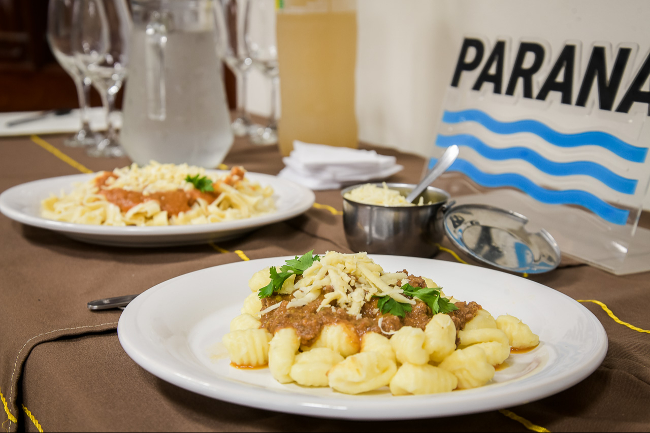 Llega una nueva edición de Paraná Ama las Pastas con descuentos del 50% en más de 25 locales gastronómicos