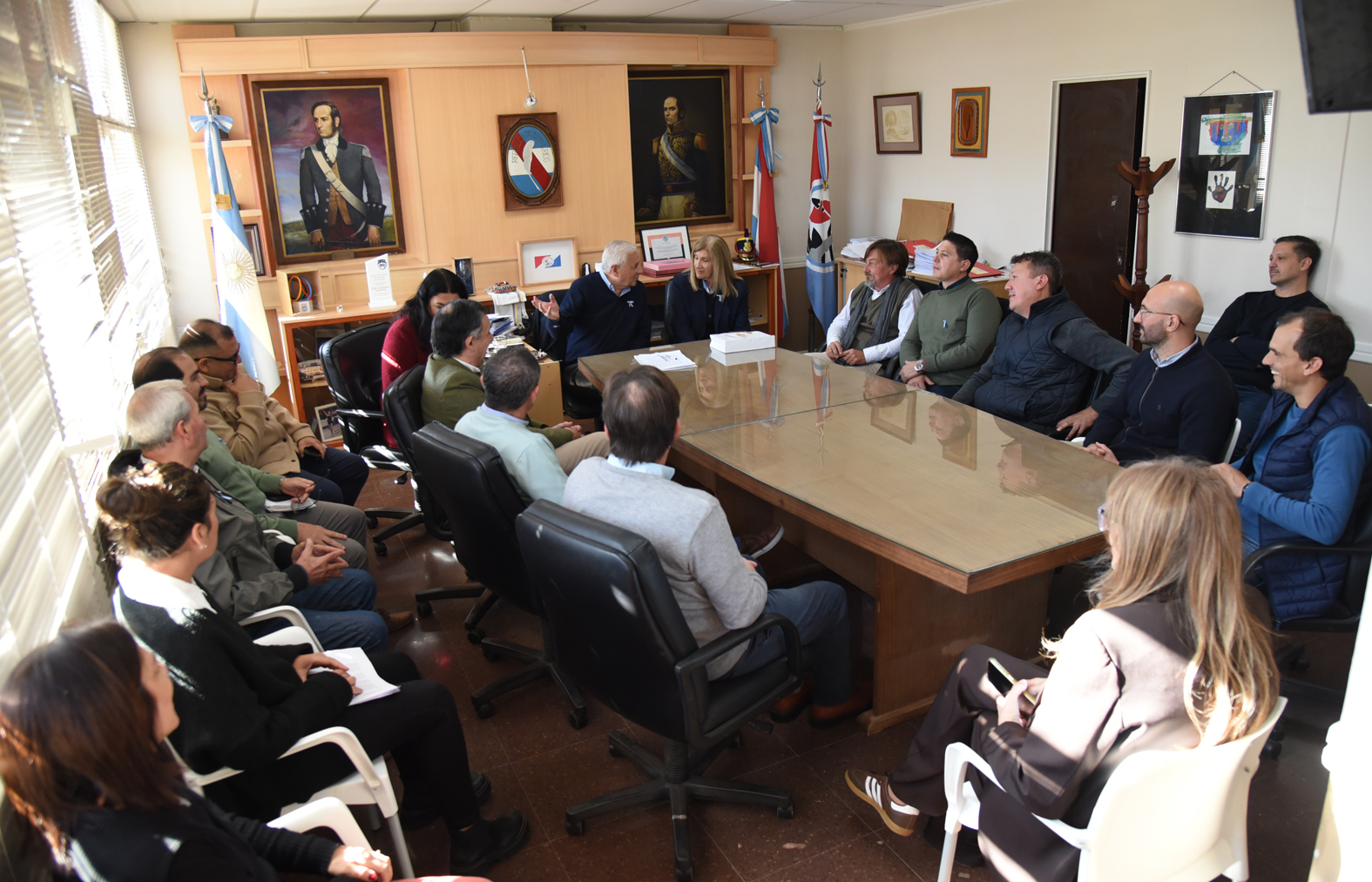Paraná y Concepción del Uruguay renovaron el convenio para impulsar el Premio Literario Entre Orillas